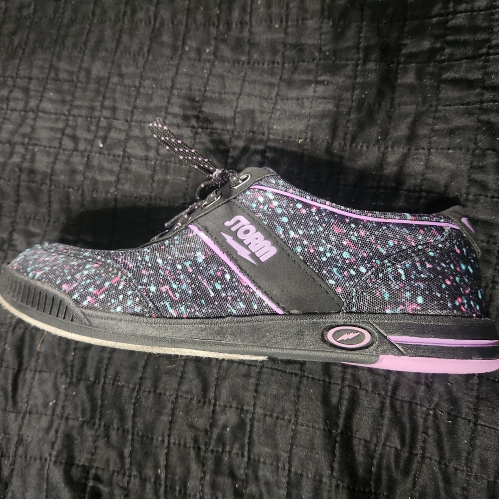 Storm Galaxy Women's Bowling Shoes size 7